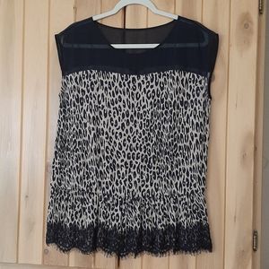 EUC Ann Taylor sleeveless peplum leopard top